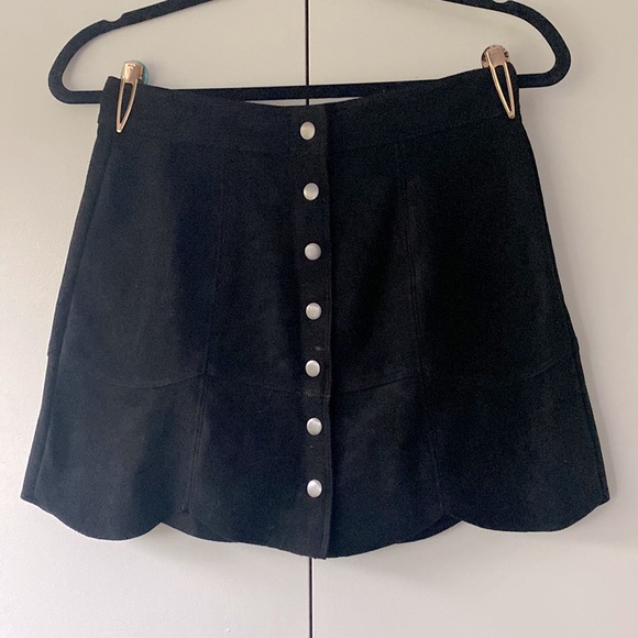 NWT American Eagle Suede Scallop Skirt - Picture 4 of 7